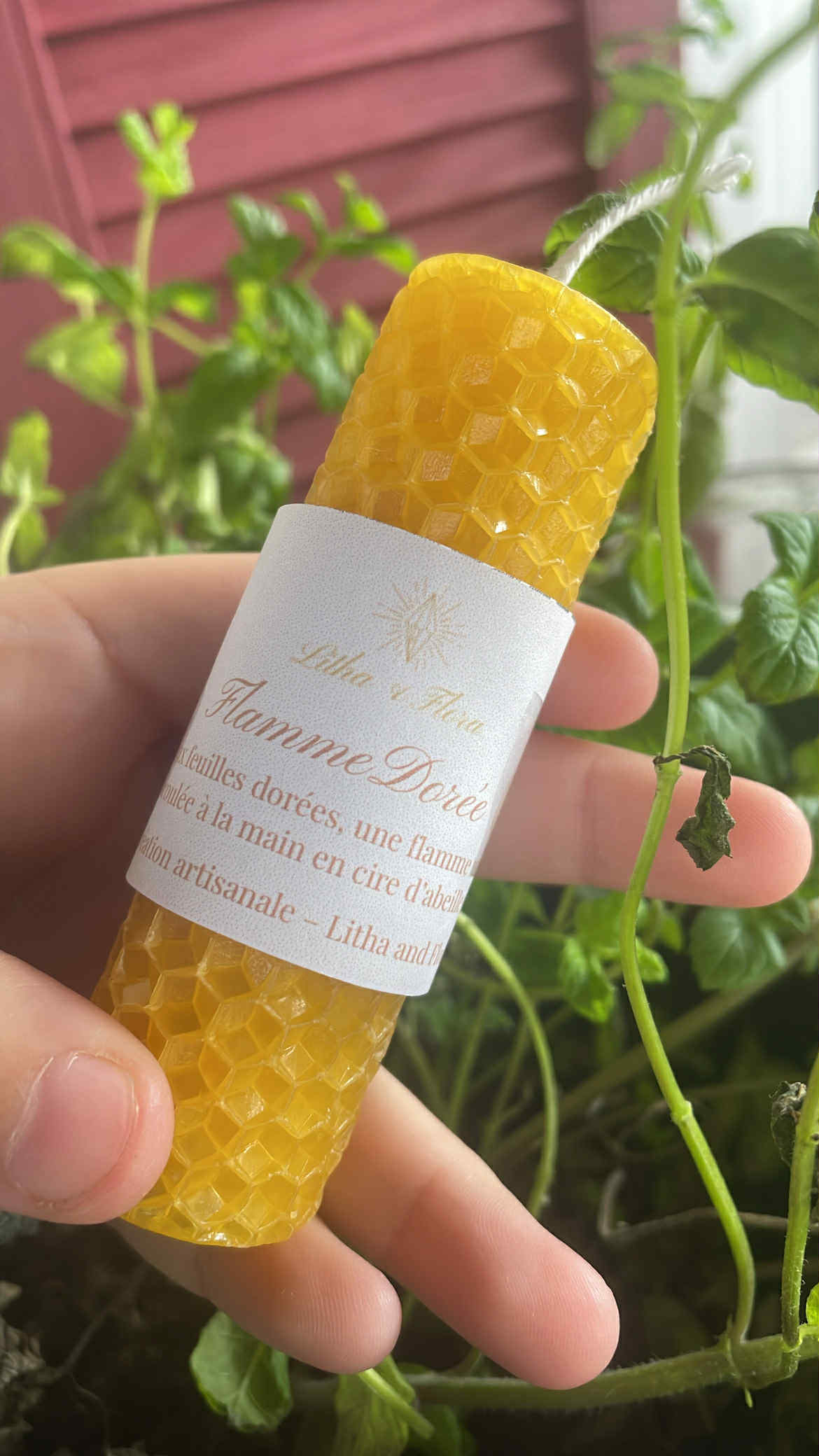 Bougie roulée "Flamme dorée" - bougie artisanale